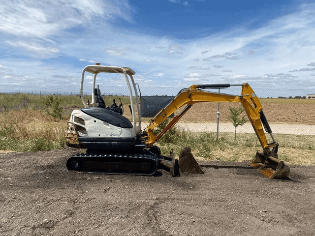 MINI-EXCAVADORA KUBOTA KX71-3 / 2005